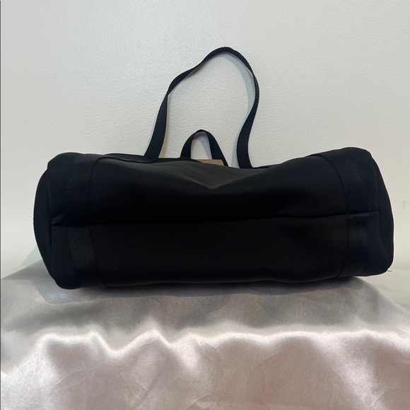 Victoria's Secret Insulated Bag - Picture 6 of 17